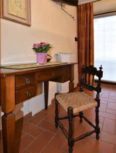 A seating area at Rimaggiori Country Home & Restaurant