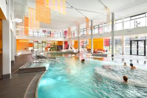 Басейн в Asia Hotel & Spa Leoben або поблизу