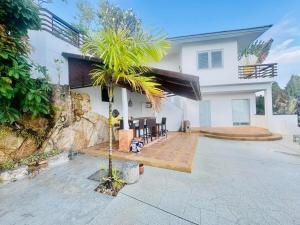 Choeng Mon 4BR 3Storey Infinity Pool Villa Koh Samui VVS36, Koh Samui