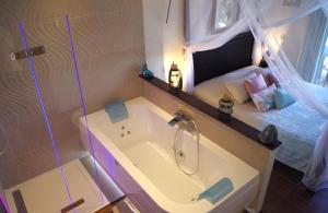 Postel nebo postele na pokoji v ubytování B&B Val D'azur