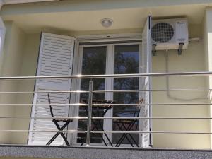Balkón alebo terasa v ubytovaní House Mima