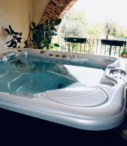 a jacuzziificialificialificialificialificialificialificialificialificialificialificial at Villa Burzio 1899 in Chieri