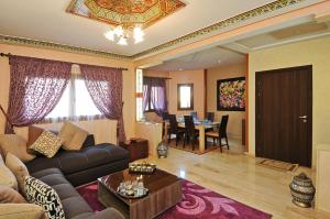 Posezení v ubytování Aparthotel Les Oliviers Suites & Spa