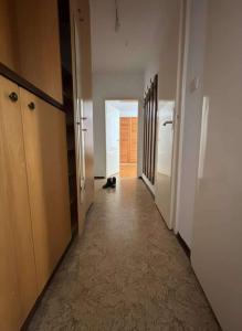 a hallway of an office building with a hallwayasteryasteryasteryasteryasteryasteryastery at Ruhig und gemütlich in Graz +1 photo