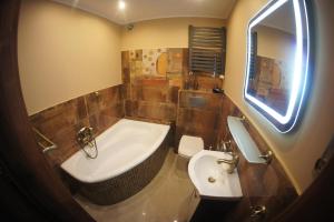 Kúpeľňa v ubytovaní Góralska Osada Karpacz - Apartametny