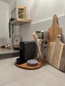 a kitchen with a counter with a microwave and a microwave at Finca Avrafina in Tarascon