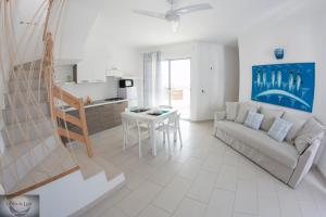 Kuchyň nebo kuchyňský kout v ubytování Cala da Lua apartments