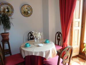 Ресторан / где поесть в Hostal Puerta Medina