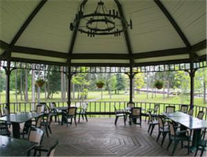 皮克山顶度假水疗酒店餐厅或其他用餐的地方