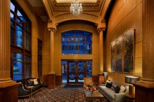 Gallery image of Hotel Le Soleil by Executive Hotels in Vancouver