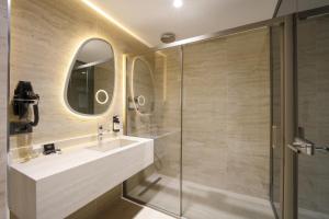 O baie la Shirisha Hotel Istanbul