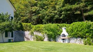 A garden outside Villa Dina