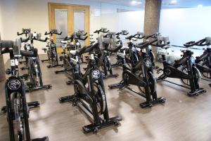 Posilňovňa alebo fitness centrum v ubytovaní Cumbria Spa Hotel 3* Sup