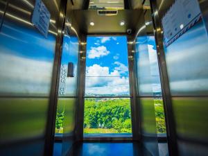 a view from the inside of a subway train with a window at ibis Styles Sorocaba Santa Rosalia in Sorocaba