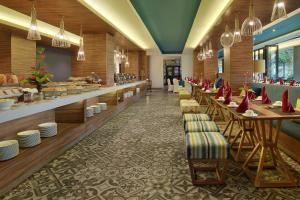 Restavracija oz. druge možnosti za prehrano v nastanitvi Manado Tateli Resort and Convention