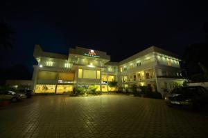 Gallery image of Sara Hotels and Apartments in Nedumbassery