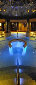 Bazén v ubytovaní Cumbria Spa Hotel 3* Sup alebo v jeho blízkosti
