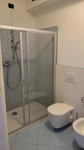 A bathroom at Villa Dina