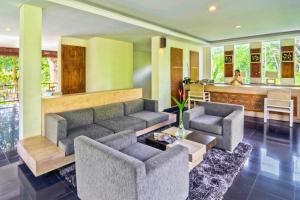 Zona d'estar a Labak River Hotel by EPS