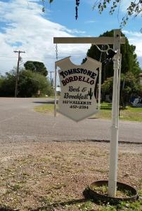 Afbeelding uit fotogalerij van Tombstone Bordello Bed & Breakfast in Tombstone