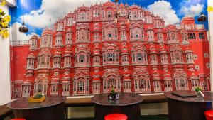 an image of the palace of the winds at Rajputana cafe and restaurant in Dausa