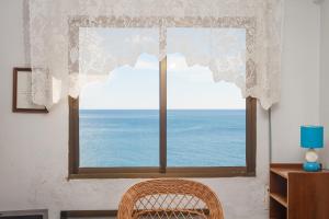 A general sea view or a sea view taken from Az apartmant