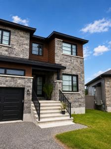 Gallery image of Elegant county retreat 2 in Embrun