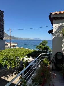 a view of the ocean from a house at Angelos Studios in Ilia