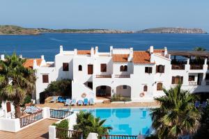 a view of the villa and the swimming pool at Comitas Tramontana Park in Fornells