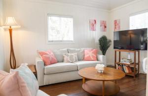 Gallery image of Tickled Pink in Harbour Island