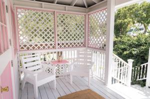 Gallery image of Tickled Pink in Harbour Island