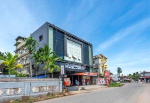 a building on the side of a street at Hotel Beverly Residency - Near Nileshwar Railway Station in Nīleshwar