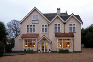 Gallery image of Dial House Hotel in Crowthorne
