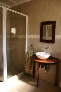 Kylpyhuone majoituspaikassa The Village in Hatfield