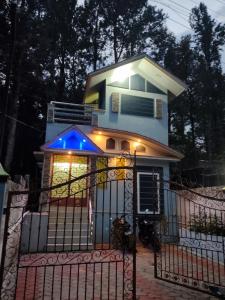 Edifici on està situat l'habitació en casa particular