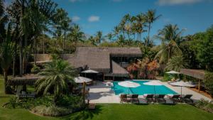 an aerial view of a resort with a swimming pool at Hotel e Resort Villas de Trancoso in Trancoso
