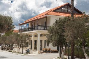 The building in which the holiday home is located