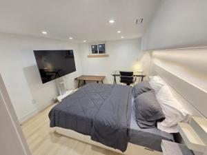 Gallery image of Yolo guest house in Richmond Hill