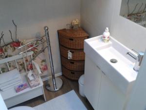 Een badkamer bij Landhaus Bellecôte