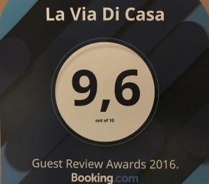Certifikát, hodnocení, plakát nebo jiný dokument vystavený v ubytování B&B La Via di Casa