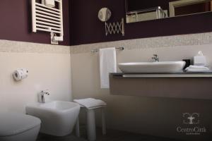 Koupelna v ubytování Centro Città Luxury B&B