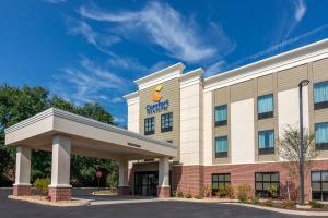 a rendering of the front of a hotel at Comfort Inn & Suites Charlottesville Hollymead Town Center in Charlottesville
