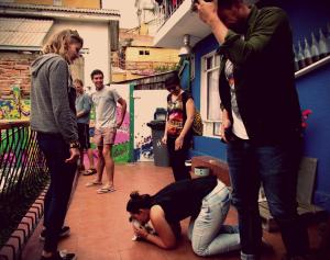Clientes alojados en La Casa Azul Hostel
