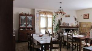 A restaurant or other place to eat at Cascina Antonini