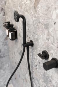 a microphone is attached to a wall at Hotel Bleibe in Freudenberg am Main