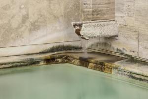 La Posta Hotel & Thermal Spa内部或周边的泳池
