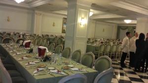 Restauracja lub miejsce do jedzenia w obiekcie Grand Hotel degli Angeli