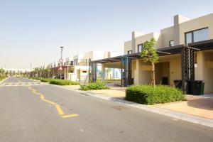 Aspin 3BHK Family Townhouse - Near DWC Airport
