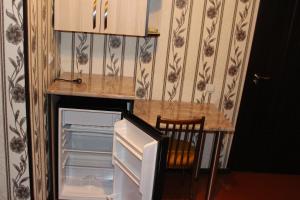 Η κουζίνα ή μικρή κουζίνα στο Guest House Anano