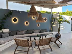 Predel za sedenje v nastanitvi APOLLON Design Boutique Hotel